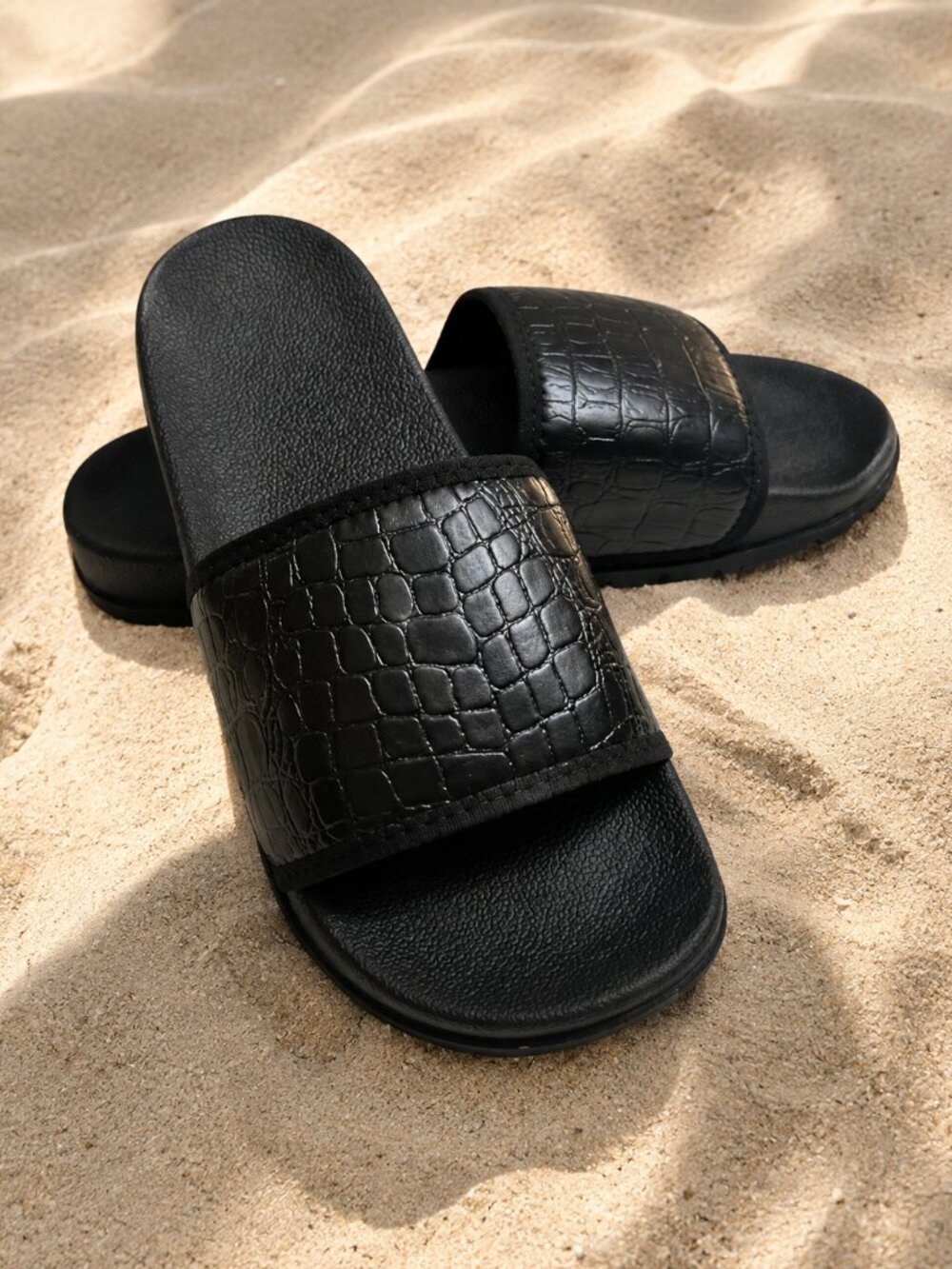 Men’s Black Croc Embossed Comfort Slide Sandals Size 11.5 Pool Beach